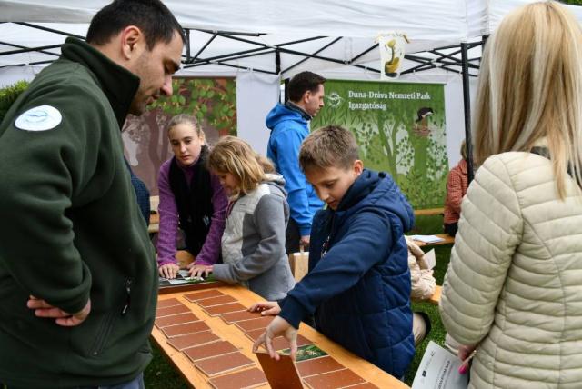 Bioszféra-rezervátum Nap forgatag a Tettyén
